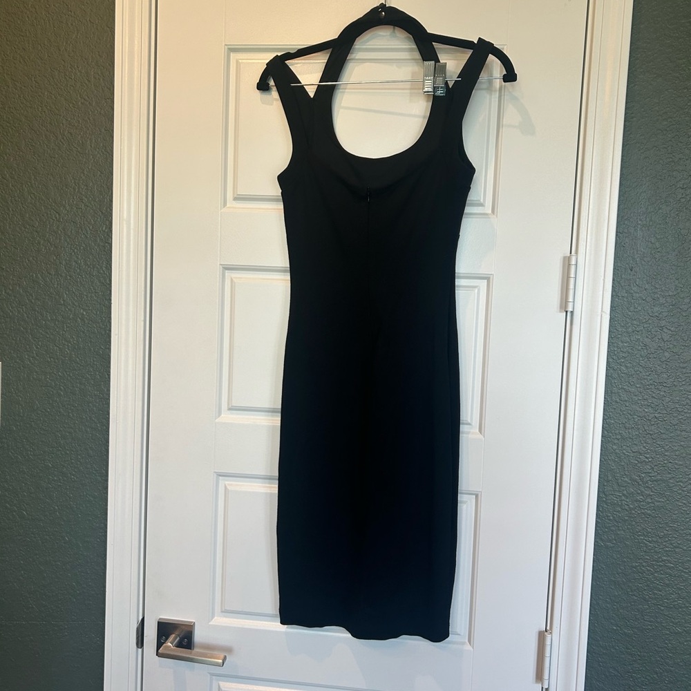 Elegant Black Sleeveless Dress